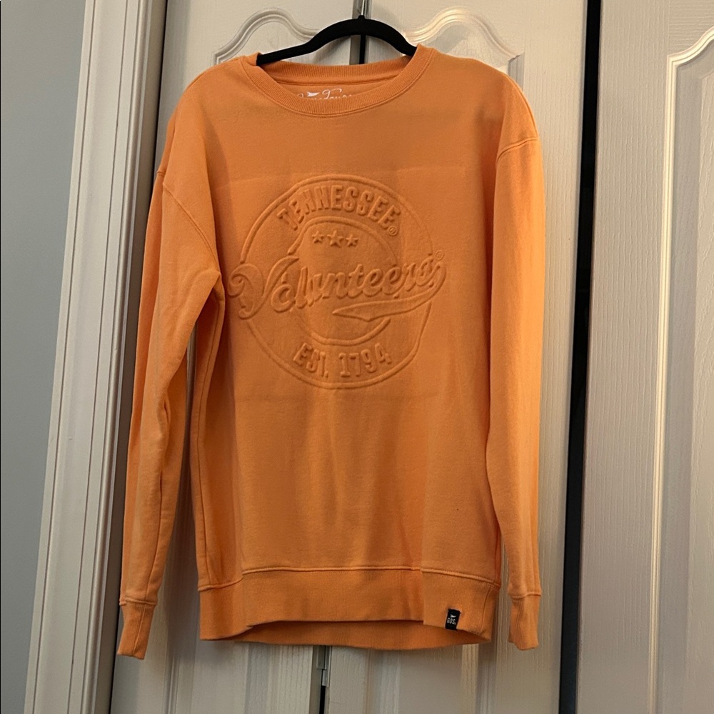 Tennessee Volunteers Embossed Orange Sweatshirt Never Worn